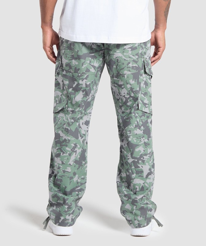Gymshark Camo Print Woven Cargo Pants Unit Green | 79064OJBQ