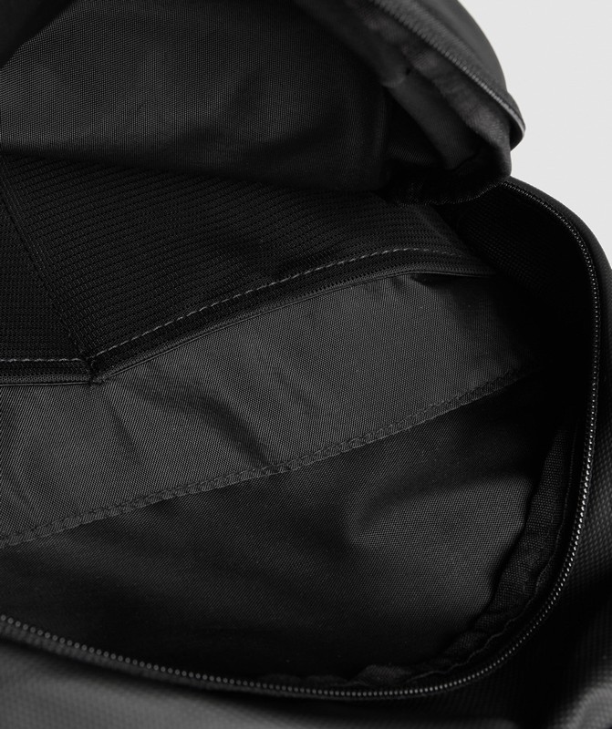 Gymshark Coated Pursuit Backpack Black | 01435HQNL