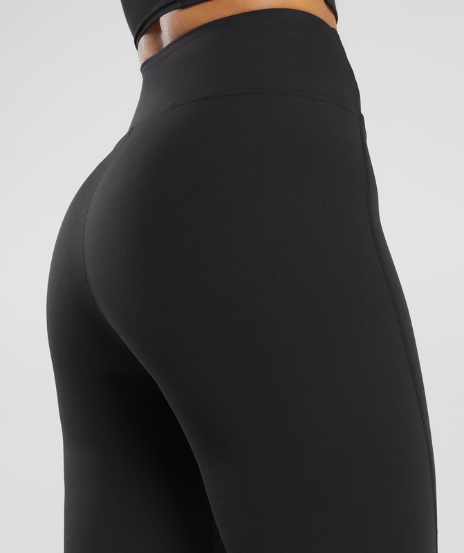 Gymshark Crossover Regular Flared Leggings Black | 71320TCLF
