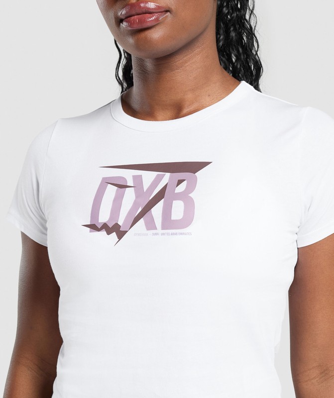 Gymshark DXB Baby Tee GFX White | 78349NCIV
