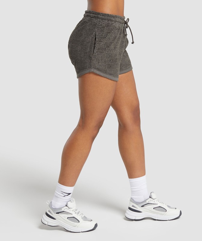 Gymshark Monogram Towel Short Strength Green | 94128LIJY