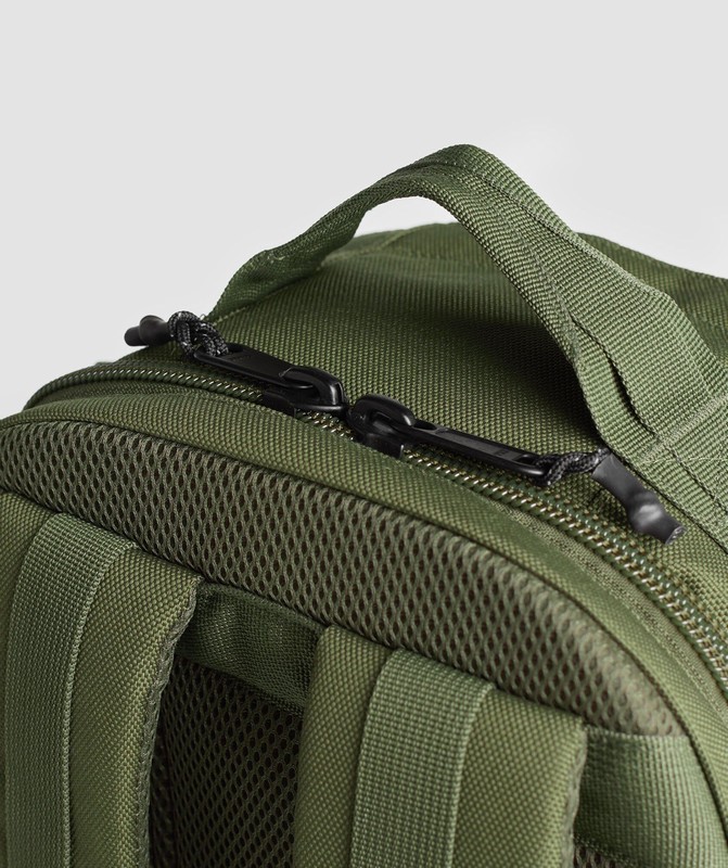 Gymshark Pursuit Backpack Core Olive | 38726OGYV