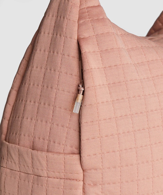 Gymshark Quilted Bag Faded Pink | 83461IVCE
