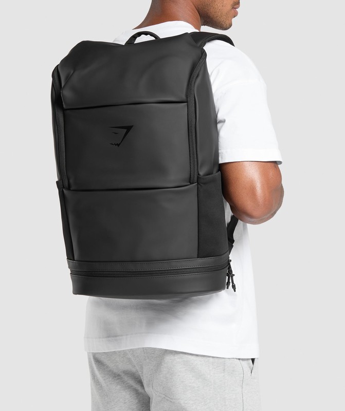 Gymshark Sleek Backpack Black | 67012TMXG