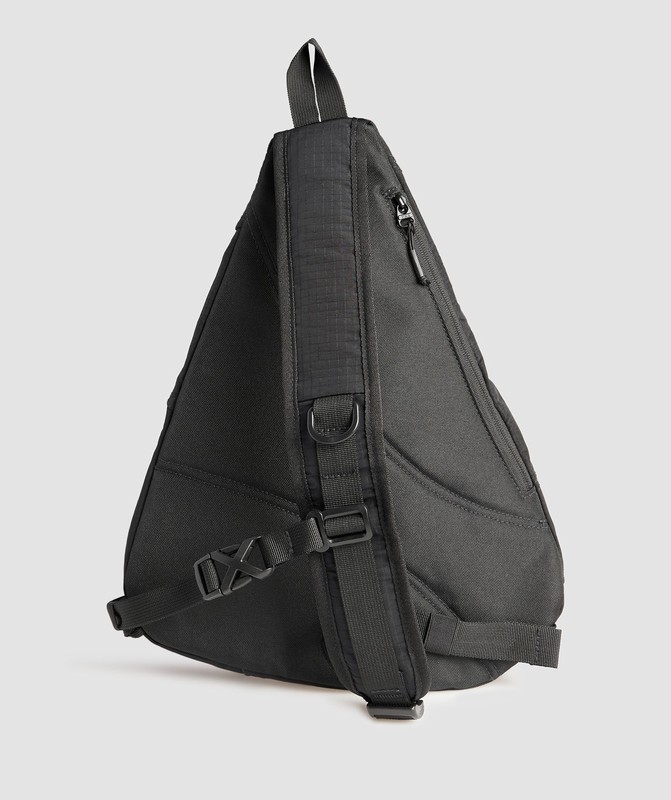 Gymshark Sling Backpack Black | 82651PTSE