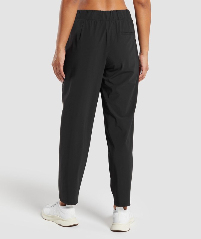 Gymshark Tapered Woven Pants Black | 78169CWXA