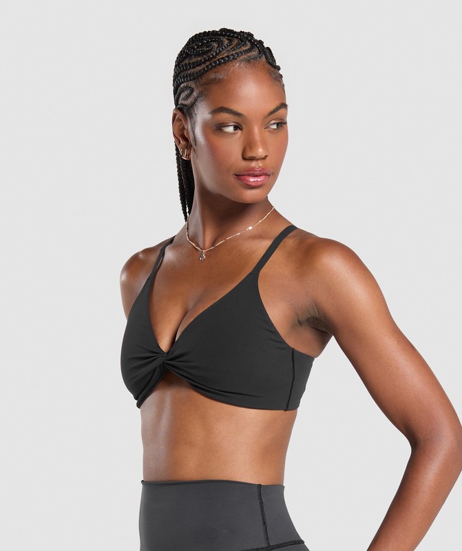 Gymshark Twist Front Bralette Black | 37298PKCO