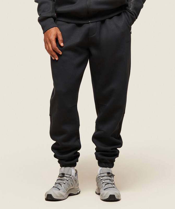 Gymshark everywear Tech Pants Black | 52170UAVE